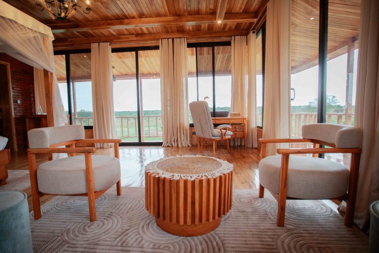 Into Wild Africa Central Serengeti Tanzania