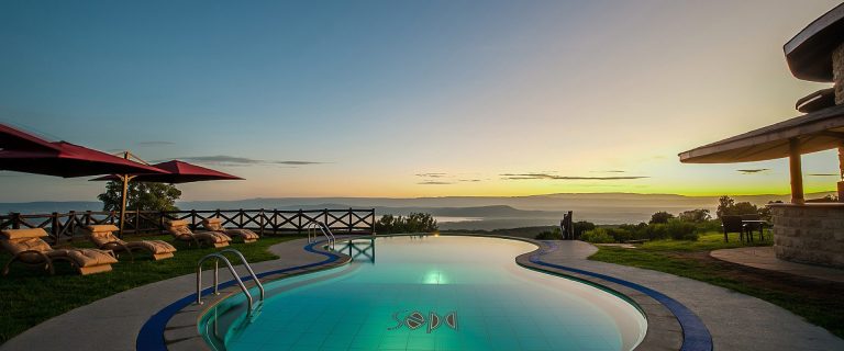 Kenya-Lake-Nakuru-Sopa-Lodge-pool-1920x800
